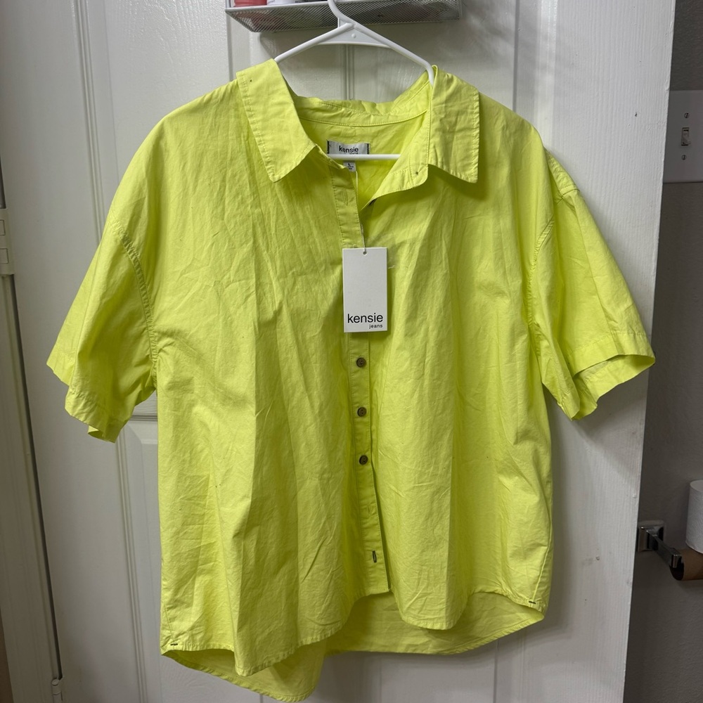 Kensie Short-Sleeve Button Front Top
